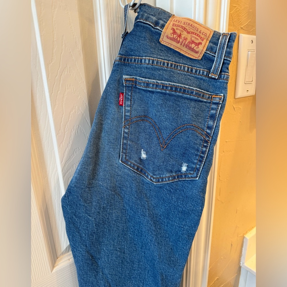 Levi’s Wedgie Skinny sz 26